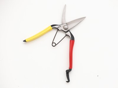 Photo1: [Tobisho] Cutting buds pruner (180mm edges, left handed, Red and Yellow taped)