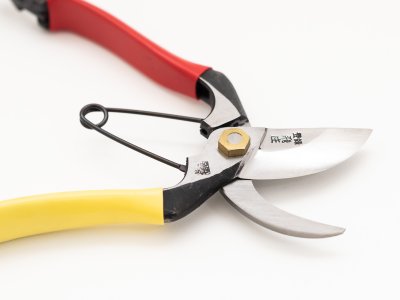 Photo2: [Tobisho] Pruners A-type 185mm (Full body forged / Red and Yellow taped handle)