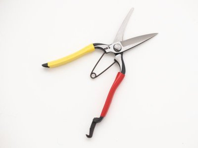 Photo1: [Tobisho] Cutting buds pruner (200mm edges, Left handed, Red and Yellow taped)