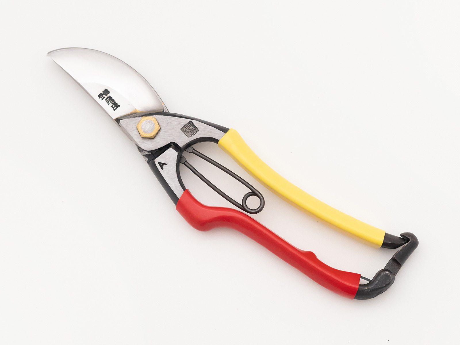 Photo1: [Tobisho] Pruners A-type (225mm edge, Red and Yellow taped) (1)